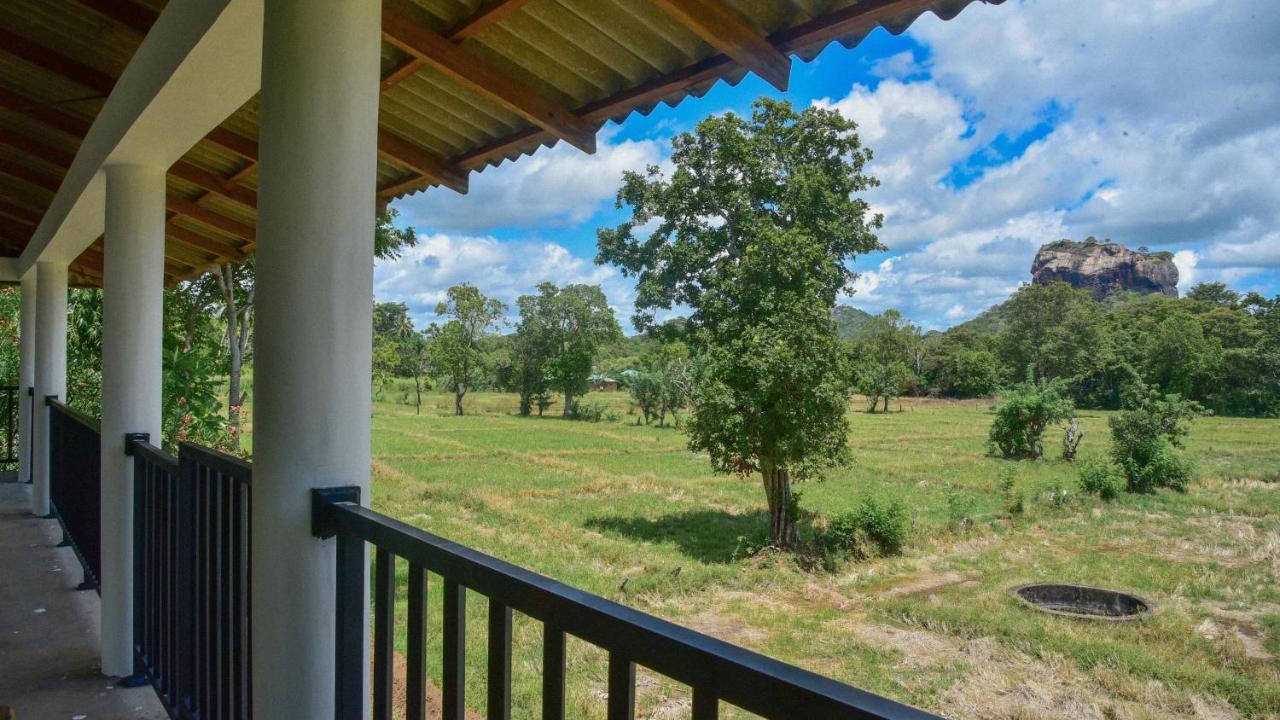 Castle View Sigiriya Ξενοδοχείο Εξωτερικό φωτογραφία